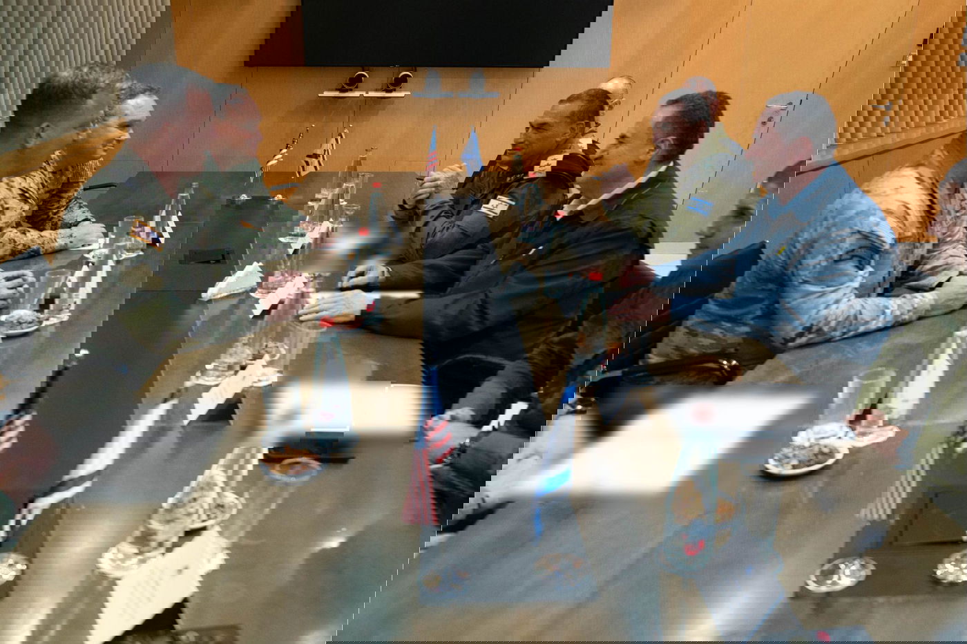 השר כ"ץ והרמטכ"ל זמיר נפגשו עם גנרל מייקל קורילה | תיעוד