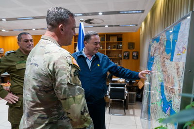 השר כ"ץ והרמטכ"ל זמיר נפגשו עם גנרל מייקל קורילה | תיעוד