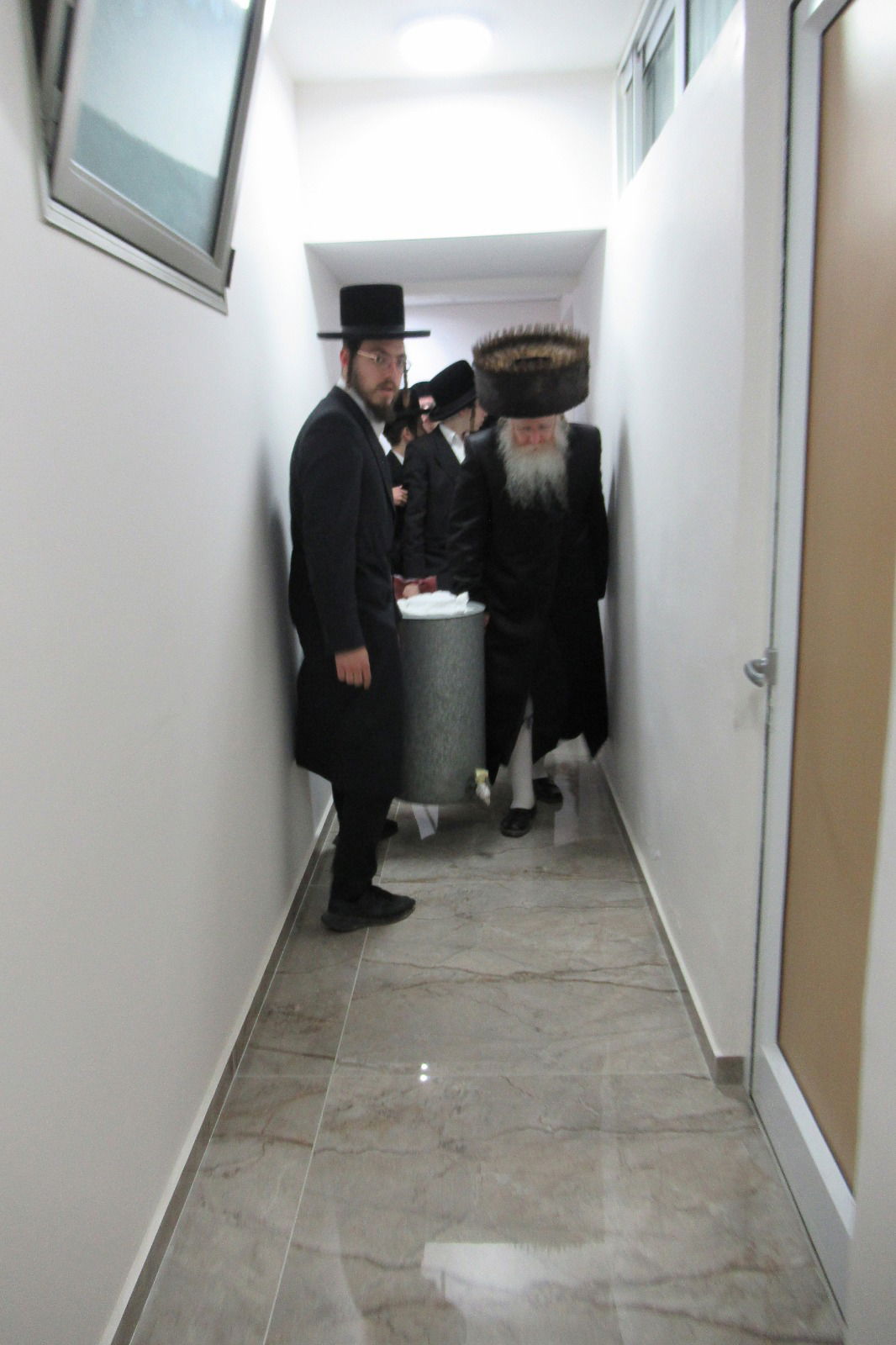 חג הפסח בחצה"ק קרעטשניף קריית גת 