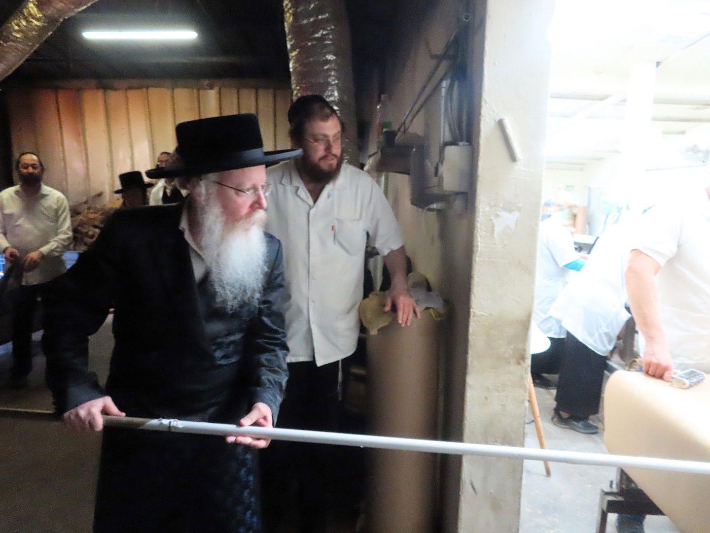 חג הפסח בחצה"ק קרעטשניף קריית גת 