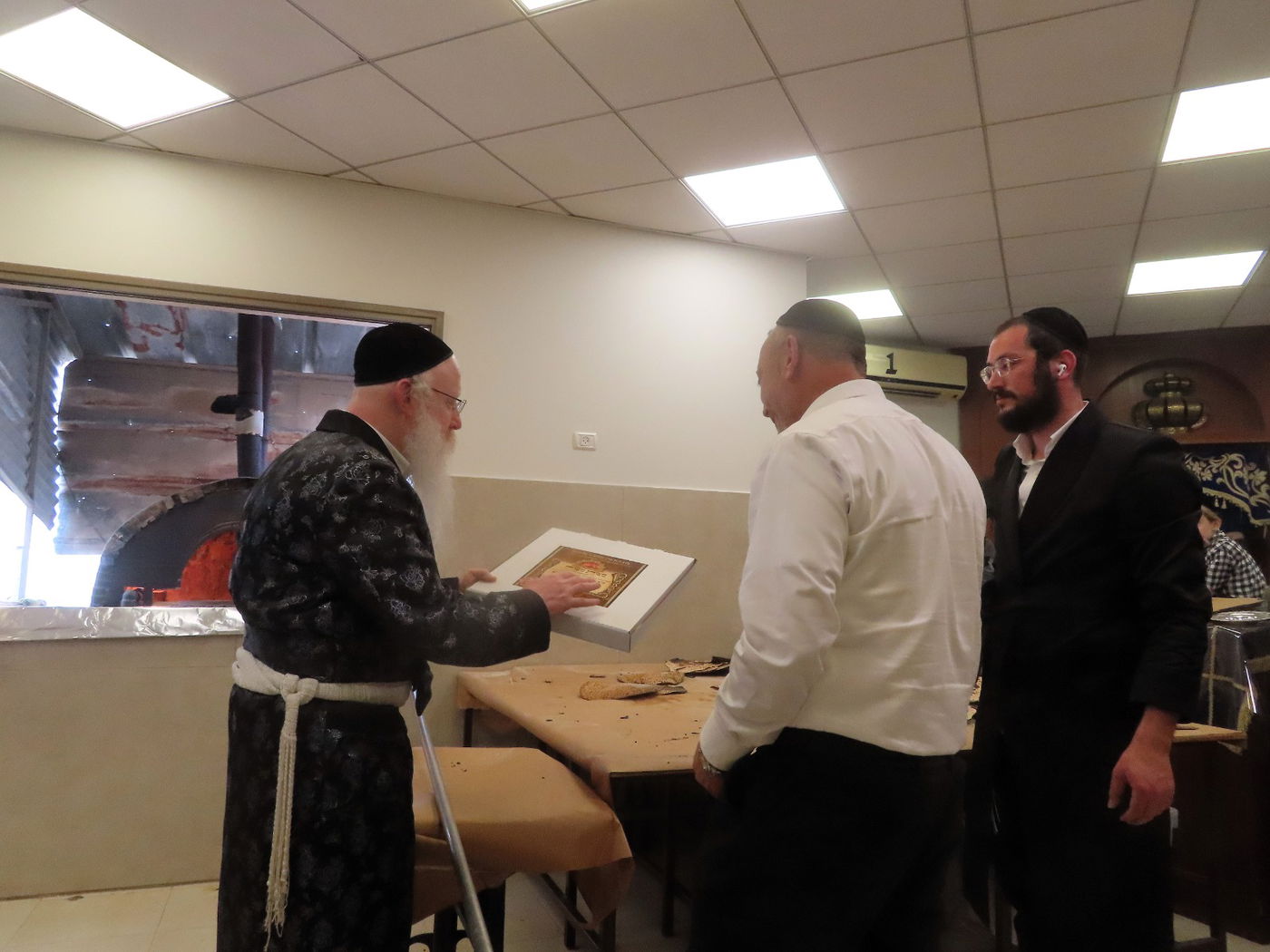 חג הפסח בחצה"ק קרעטשניף קריית גת 