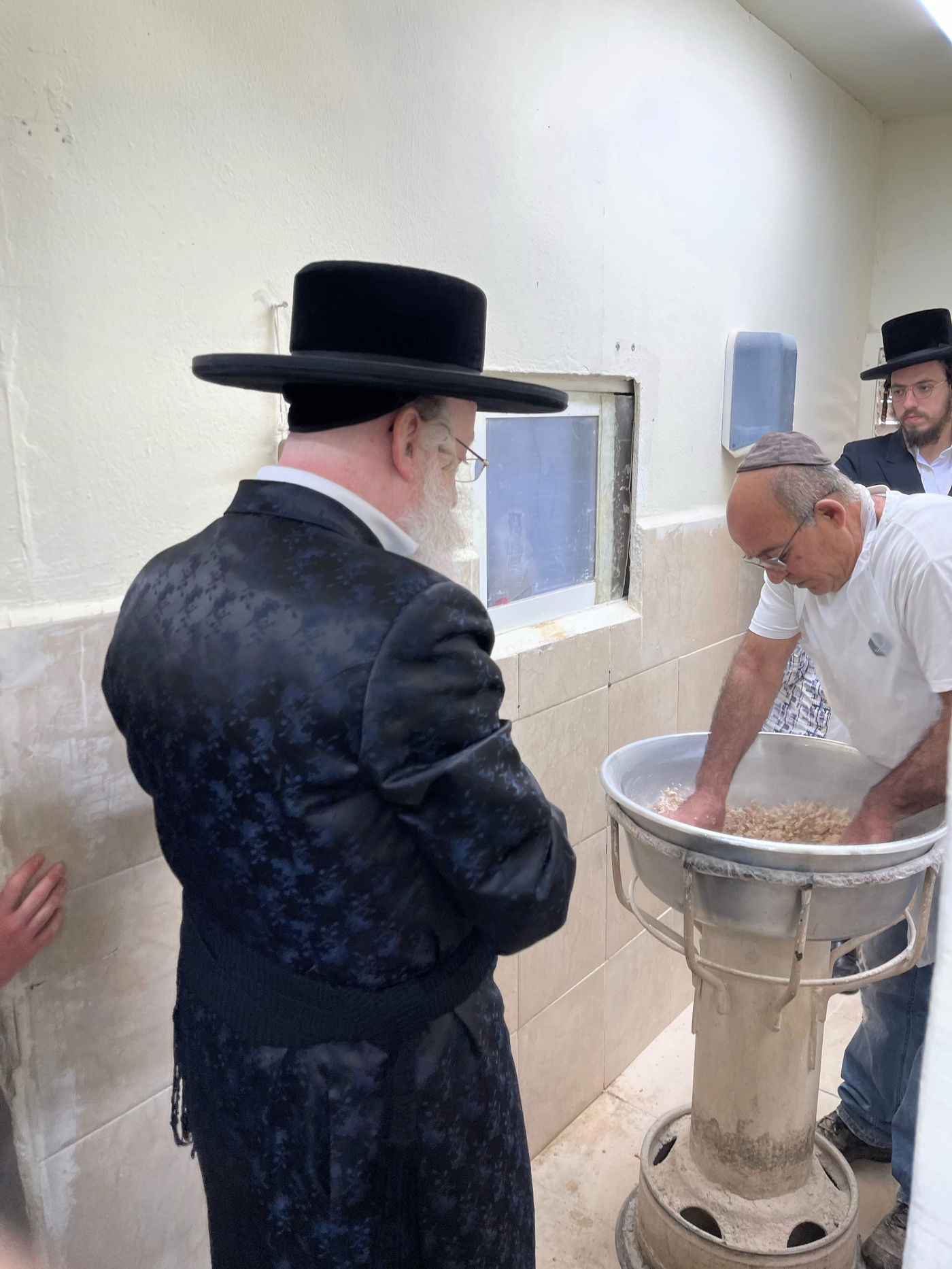 חג הפסח בחצה"ק קרעטשניף קריית גת 