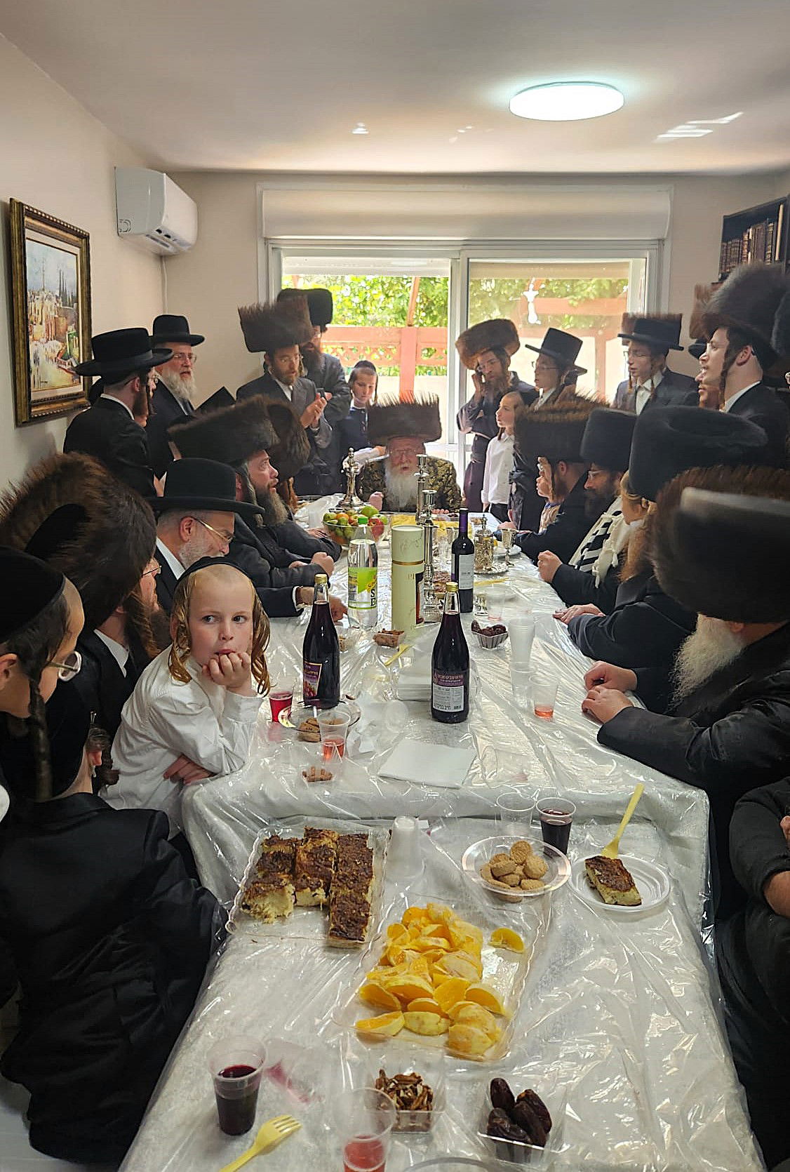 חג הפסח בחצה"ק קרעטשניף קריית גת 