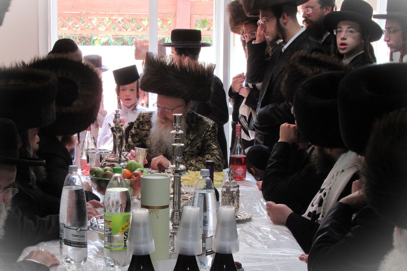 חג הפסח בחצה"ק קרעטשניף קריית גת 