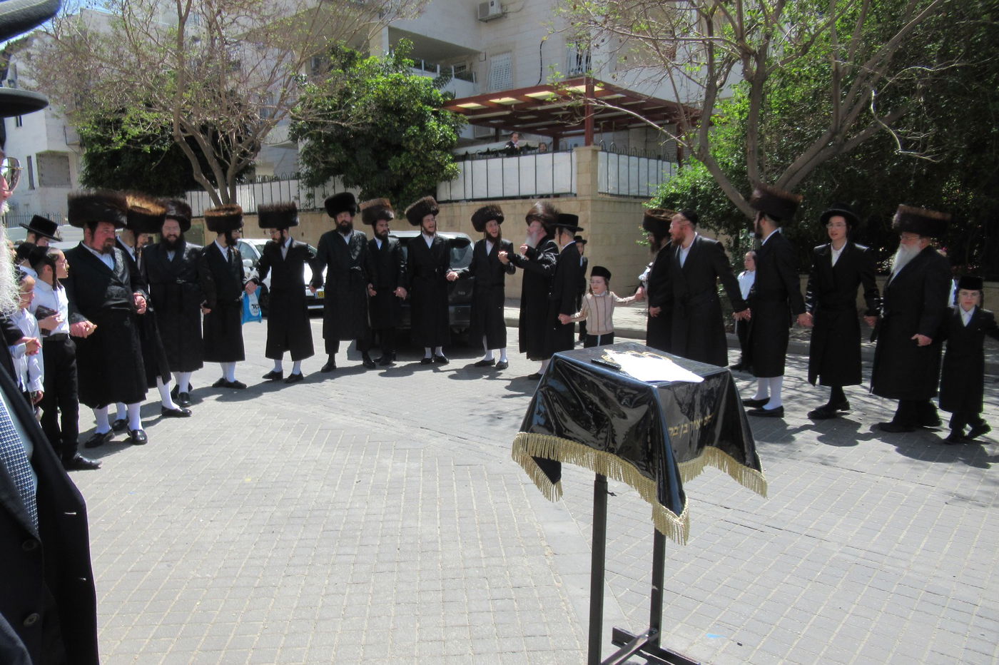 חג הפסח בחצה"ק קרעטשניף קריית גת 