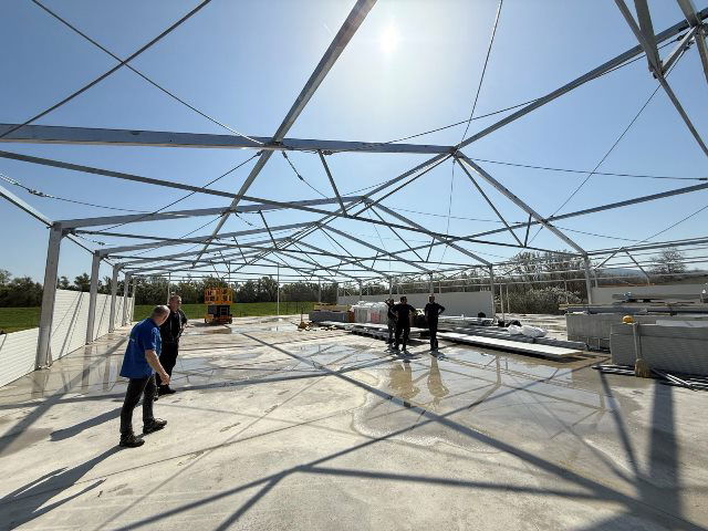 רבי ישעיה מקרעסטיר זיע"א שגדולי דורו העידו שמפתח הפרנסה נמצא אצלו