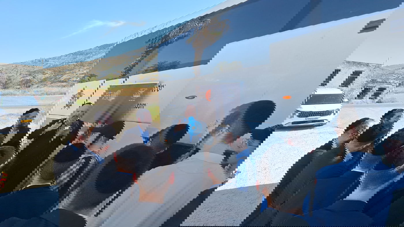 הטיול של הבחורים החסידיים בביתר עילית