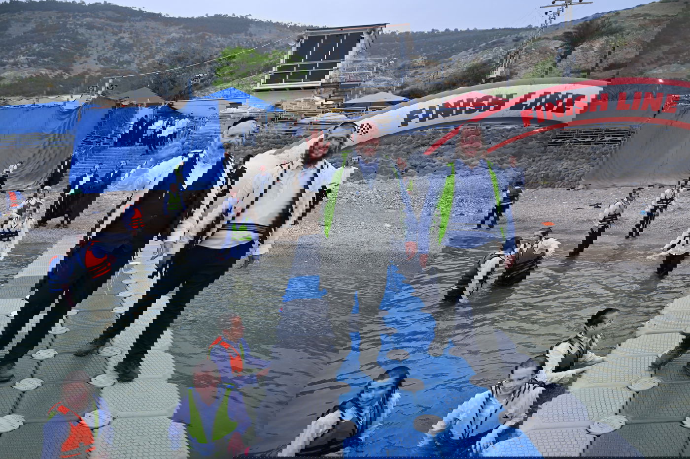 הטיול של הבחורים החסידיים בביתר עילית