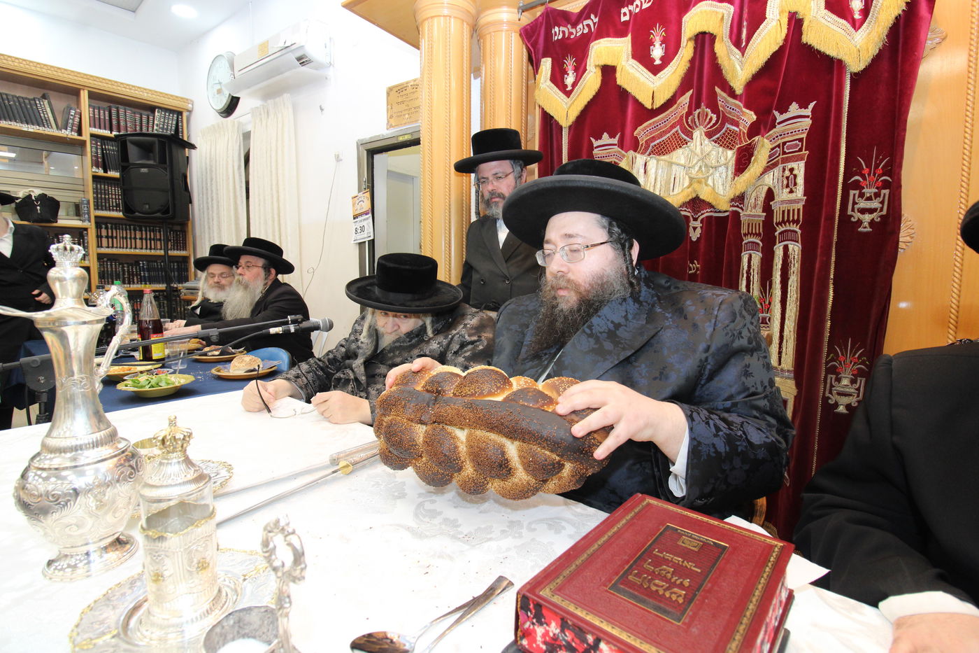 הילולא קדישא בצאנז זימגראד