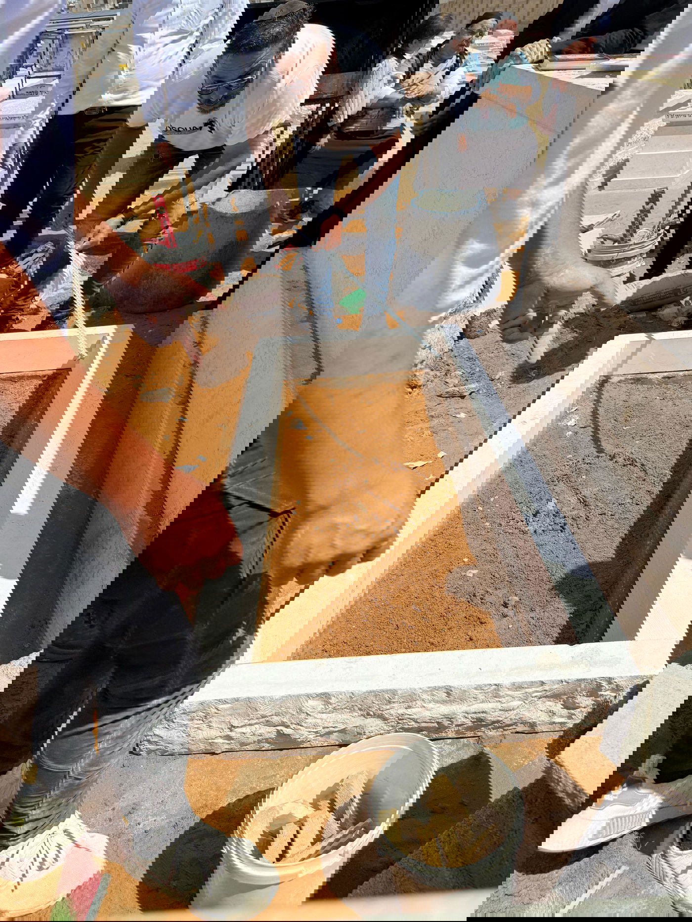 מעמד גילוי מצבה אצל הגר"מ מאזוז זצ"ל