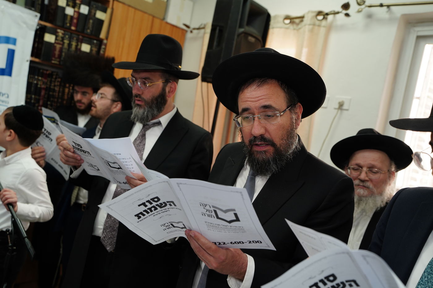 המעמד החל בסדר לימוד של רציפות הלימוד למעלה מג' שעות רצופות, כאשר בני כוללי רינה של תורה גודשים את היכלה של ישיבת מיר