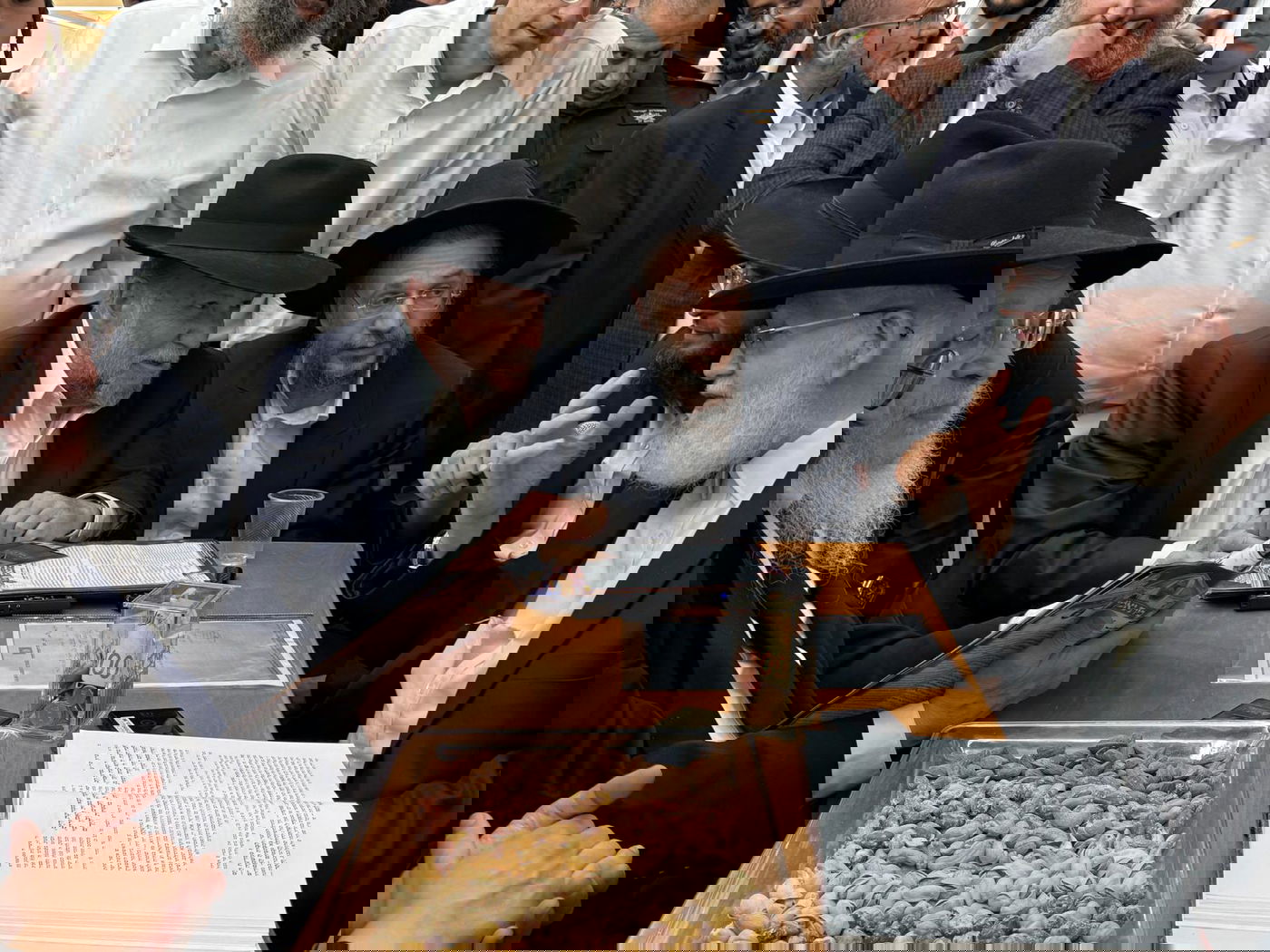 ניחום אבלים על הסתלקות הגר"מ מאזוז זצ"ל