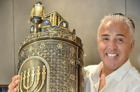 הזמר הפופולרי סיפר על ההתקרבות לדת: "נוסע כל חודש לרשב"י"