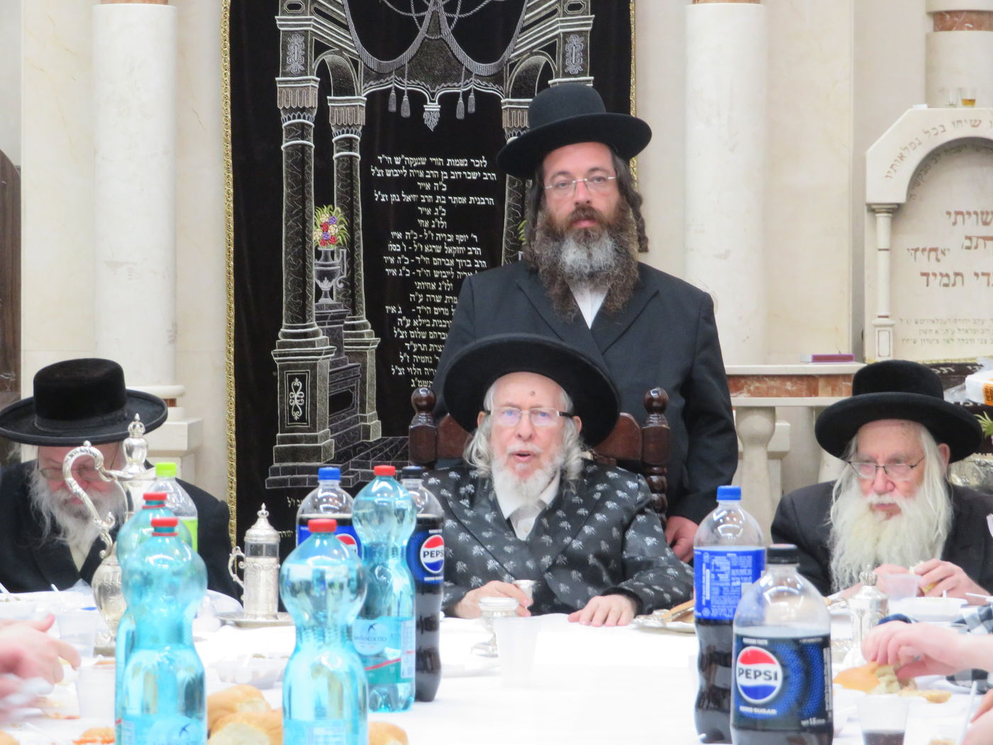 האדמו"ר מסטרופקוב בטיש הילולת ה'דברי חיים' זי"ע