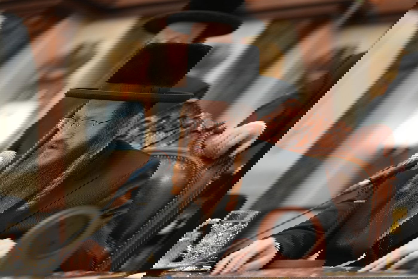 טיש הילולא בקאליב