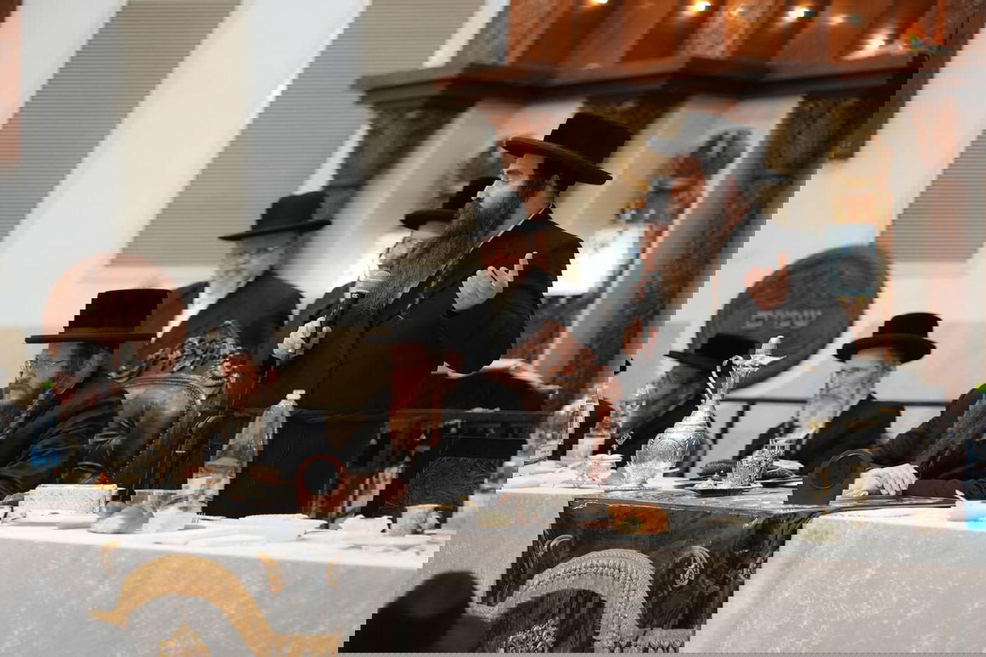 טיש הילולא בקאליב