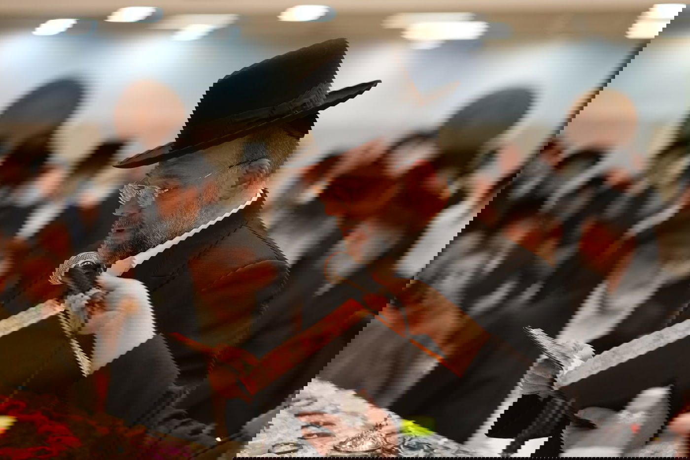 טיש הילולא בקאליב