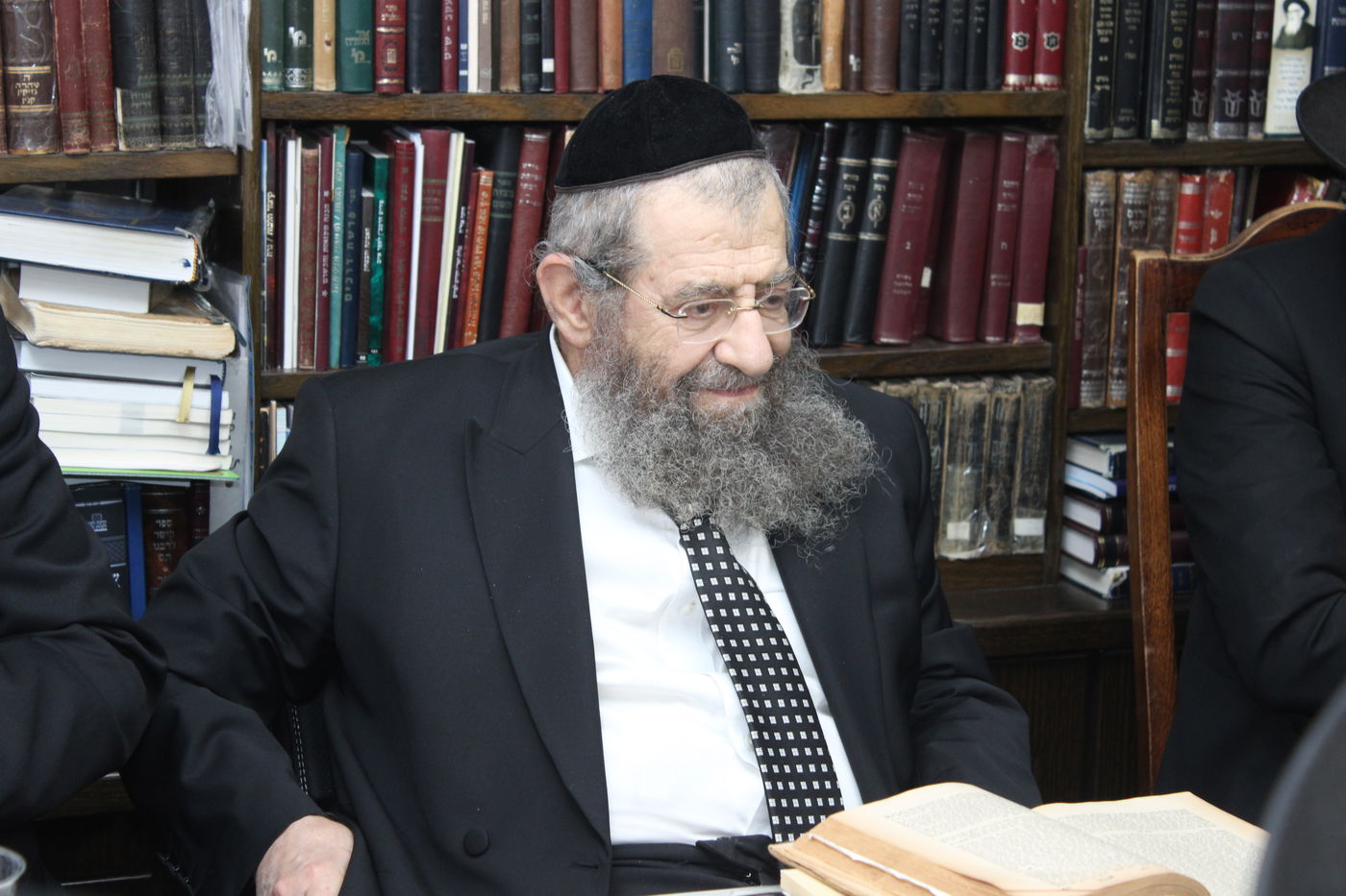 הגר"מ בן שמעון בפתיחת שיעור א' בישיבת 'אור התלמוד' 