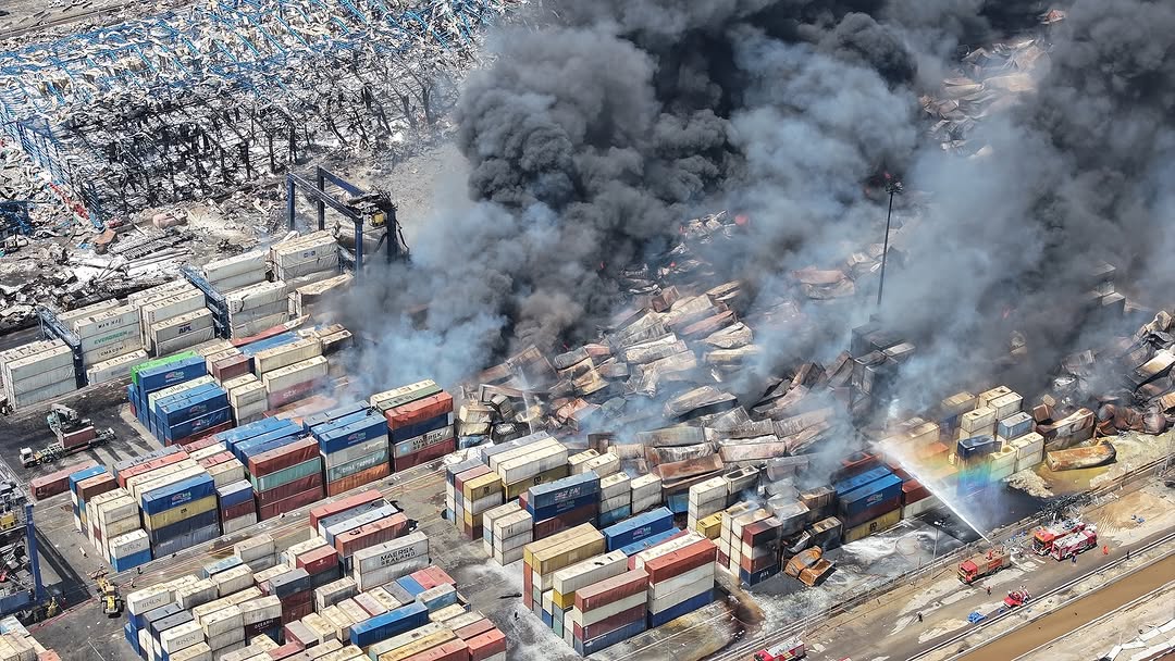 השריפה בנמל בנדר עבאס באיראן
