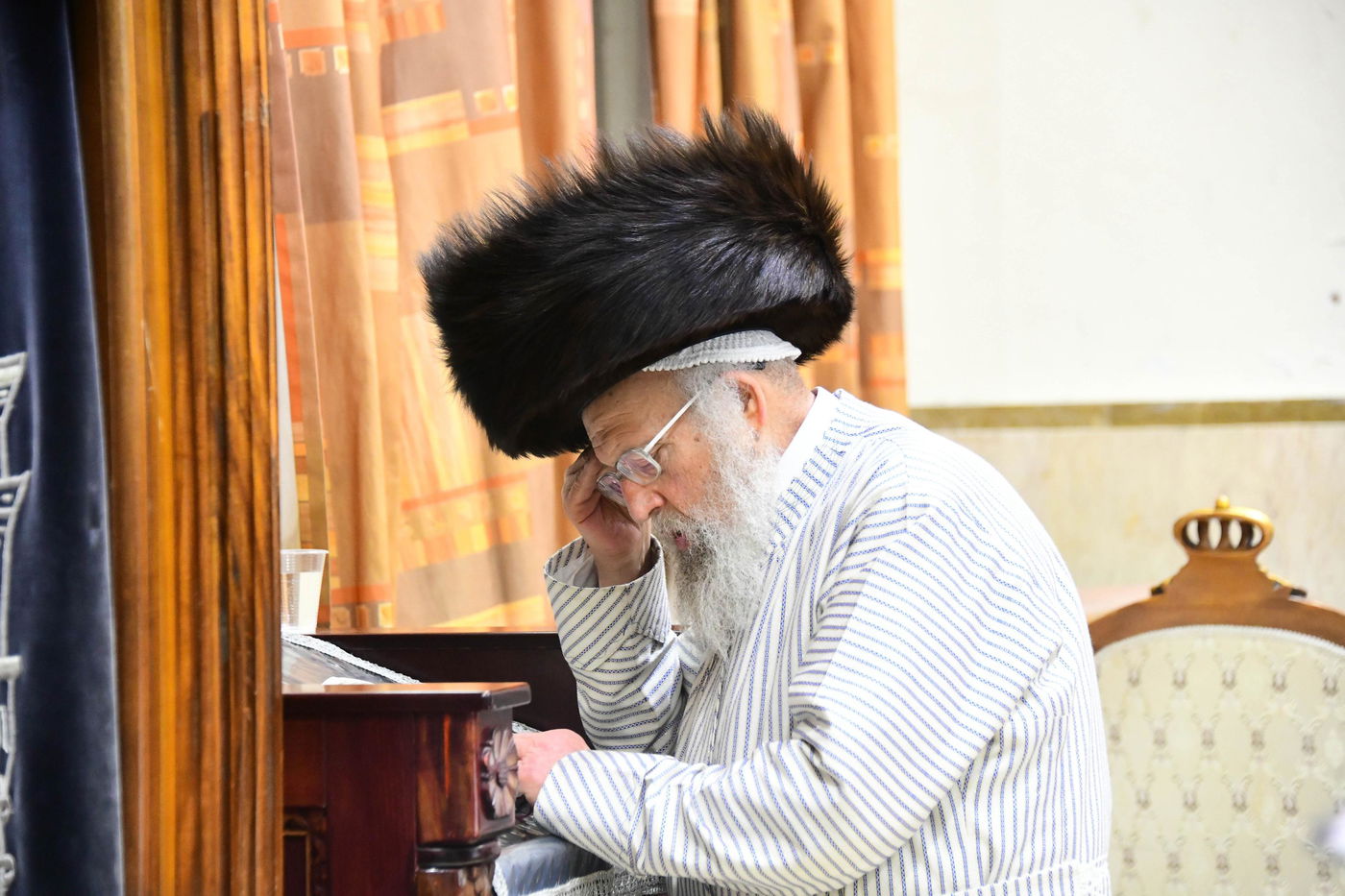 האדמו"ר מפינסק קרלין שבת בב"ב