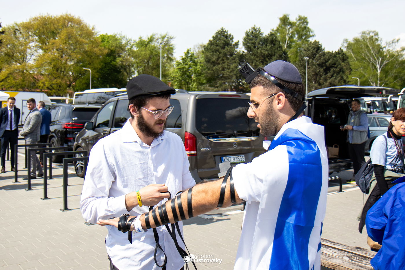 יום השואה באושוויץ
