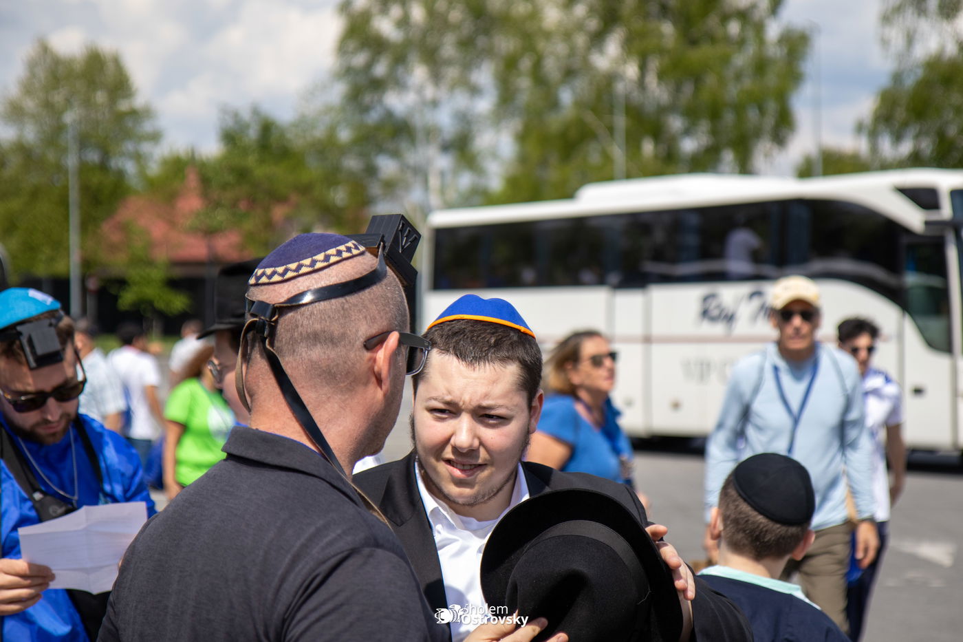 יום השואה באושוויץ