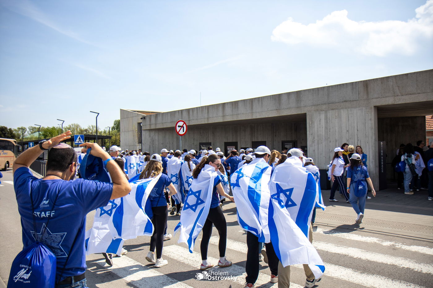 יום השואה באושוויץ