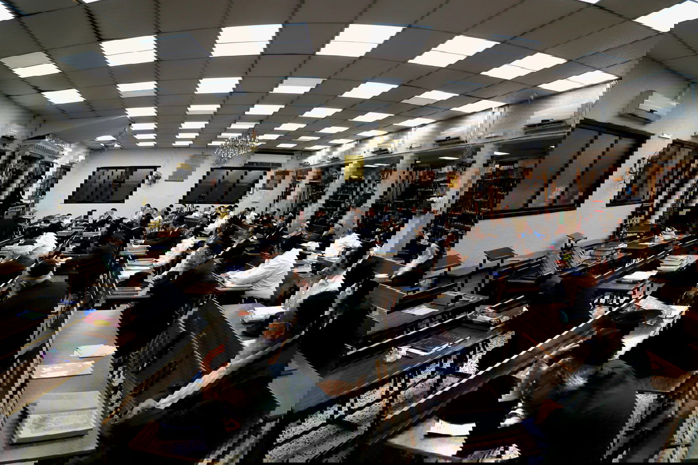 כינוס חיזוק בהיכל ביהמ"ד 'נחלת משה' בב"ב