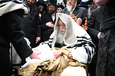 שמחת הברית לנין האדמו"ר מדארג