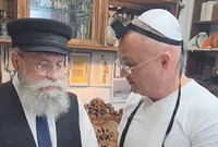 כוכב הרשת: "נגמלתי מאלכוהול ודברים מטופשים בזכות התפילין"