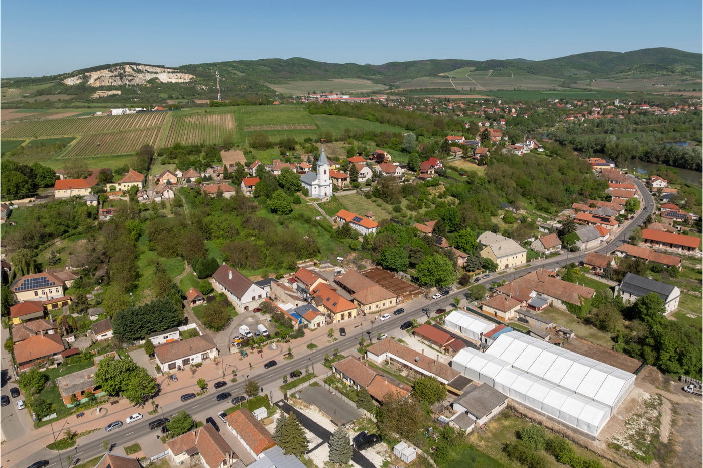 מראות ההכנות להילולא קדישא בקרעסטיר