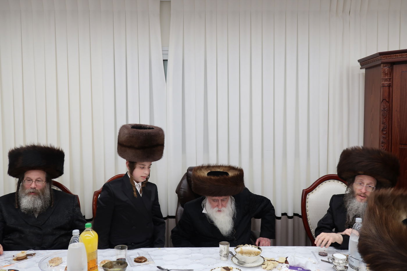 שמחת בר מצווה לנכד האדמו"ר ממכנובקא בעלזא