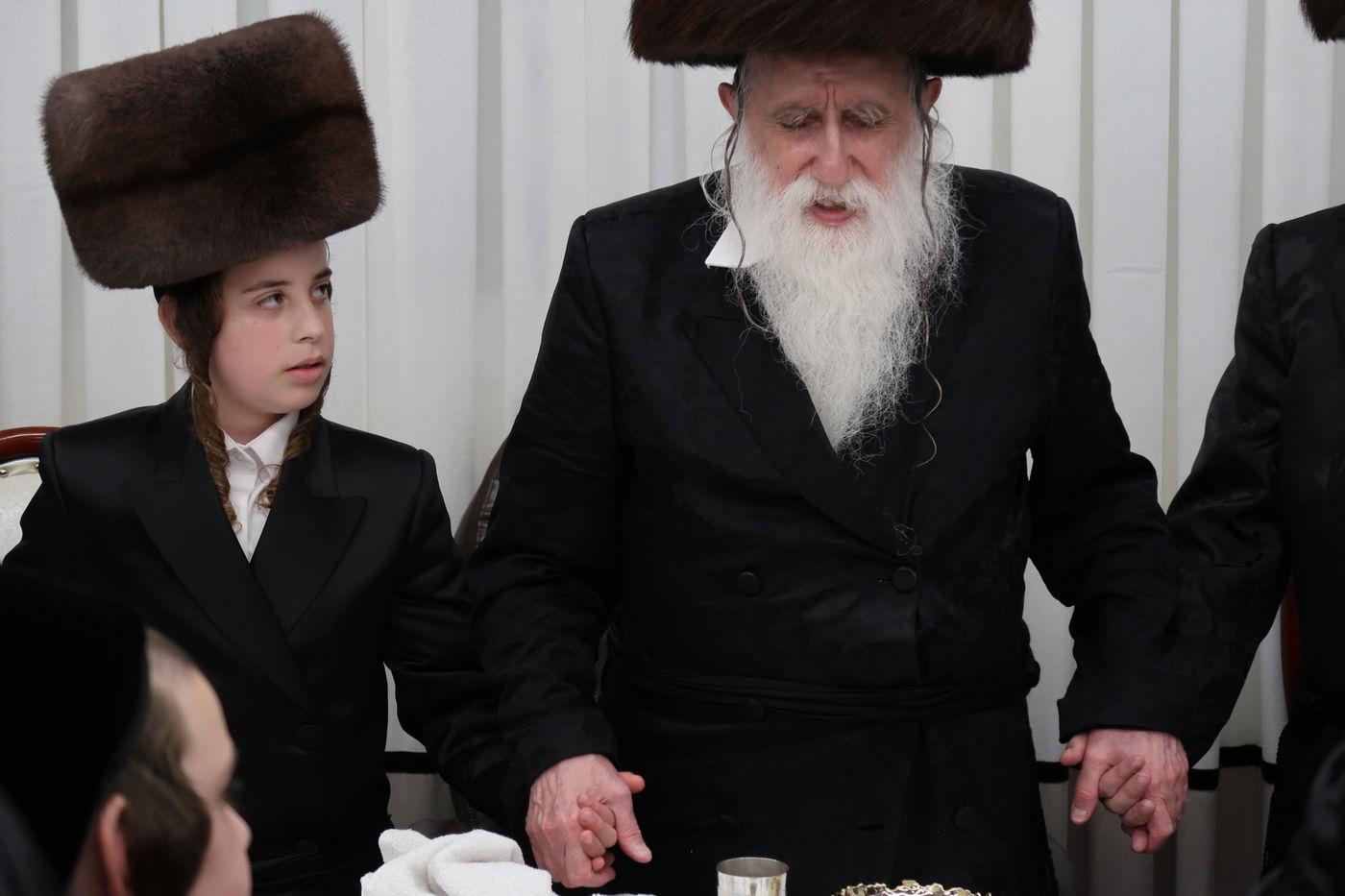 שמחת בר מצווה לנכד האדמו"ר ממכנובקא בעלזא