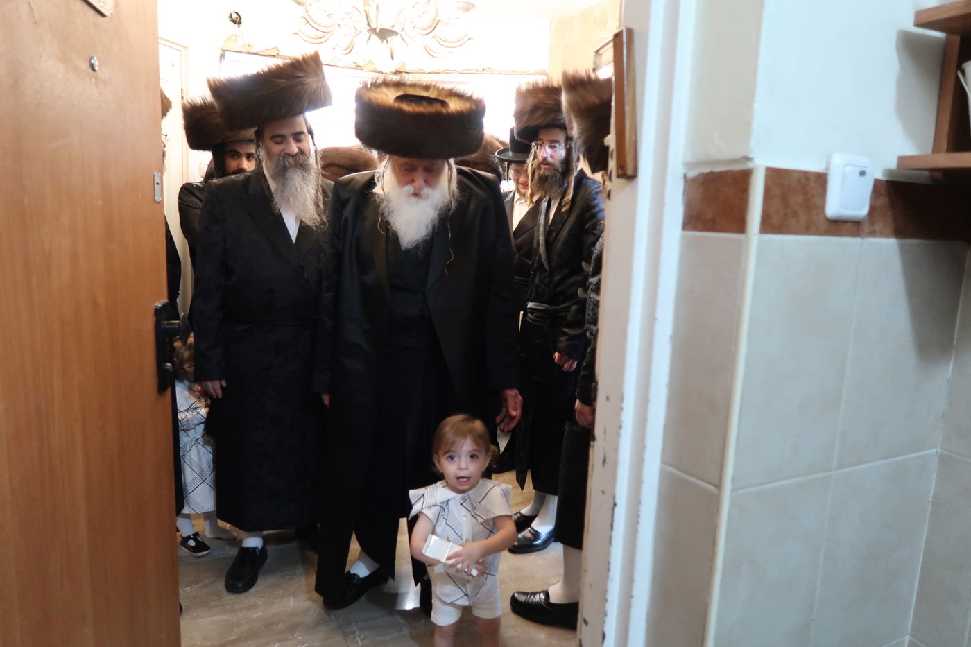 שמחת בר מצווה לנכד האדמו"ר ממכנובקא בעלזא