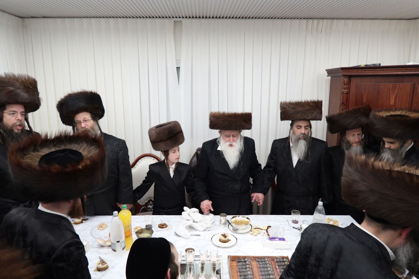 שמחת בר מצווה לנכד האדמו"ר ממכנובקא בעלזא