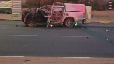 חשד לחיסול: הרכב התפוצץ בתוך העיר - והנהג נהרג במקום