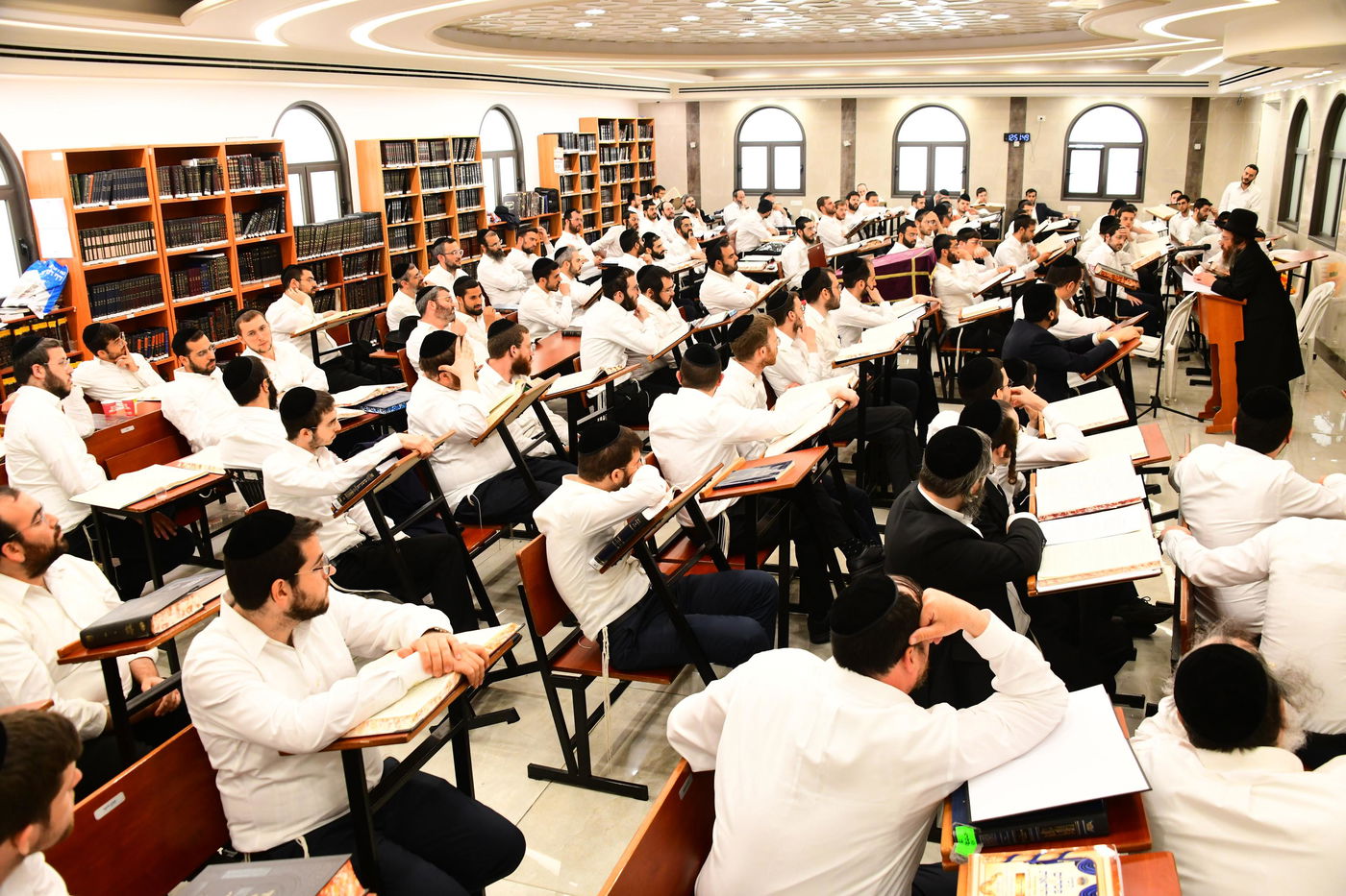 פתיחת זמן קיץ ברשת הכוללים של הגאון רבי עמרם פריד