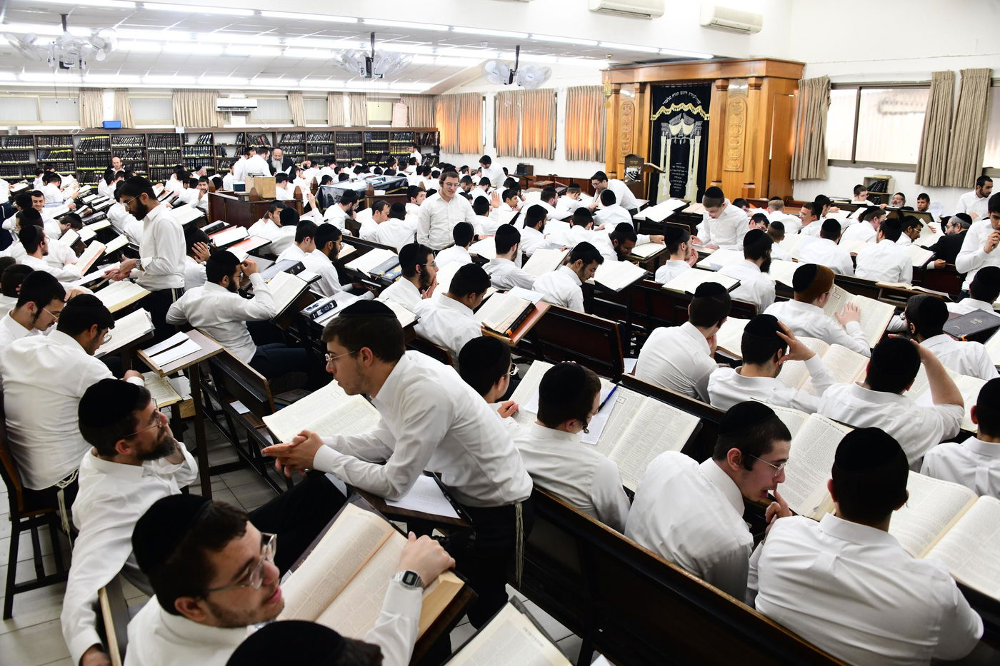 פתיחת הזמן בישיבת 'קריית מלך'