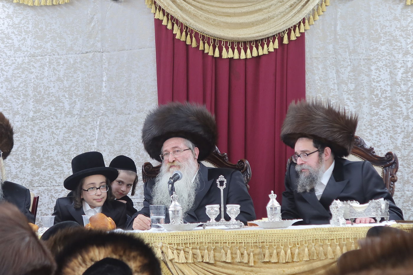 שמחת בר המצווה לנכדו הראשון של האדמו"ר מסקולען ירושלים