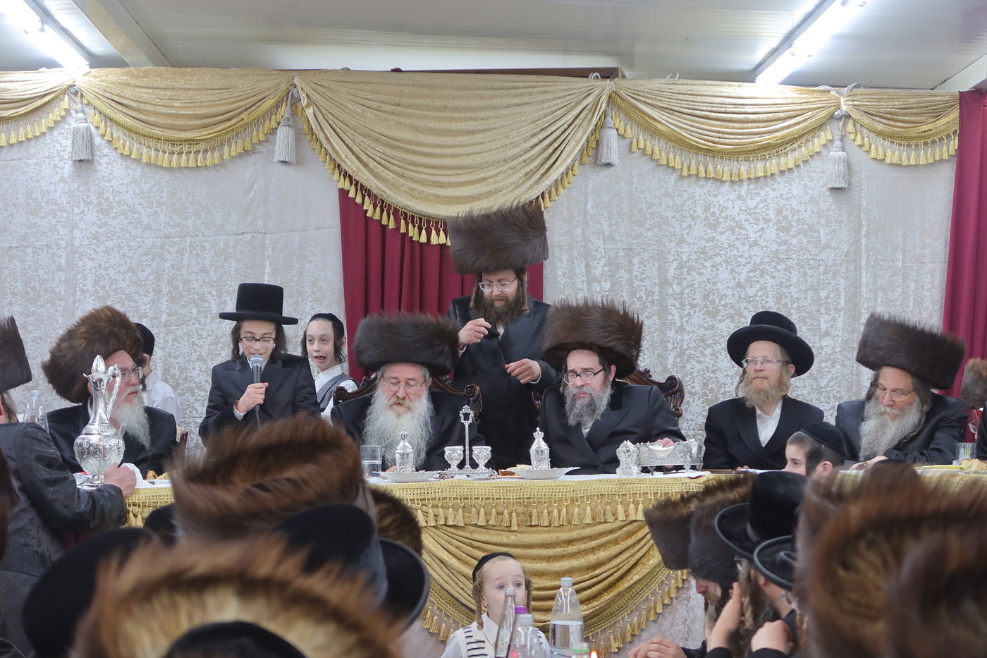 שמחת בר המצווה לנכדו הראשון של האדמו"ר מסקולען ירושלים