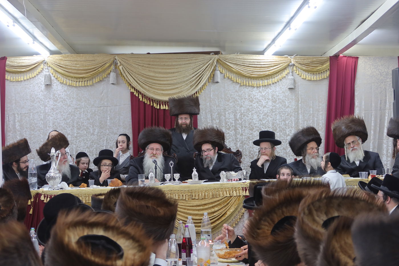 שמחת בר המצווה לנכדו הראשון של האדמו"ר מסקולען ירושלים