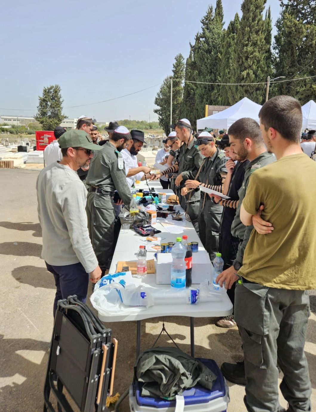 אלפים הניחו תפילין לזכר הנופלים - תיעוד מרגש