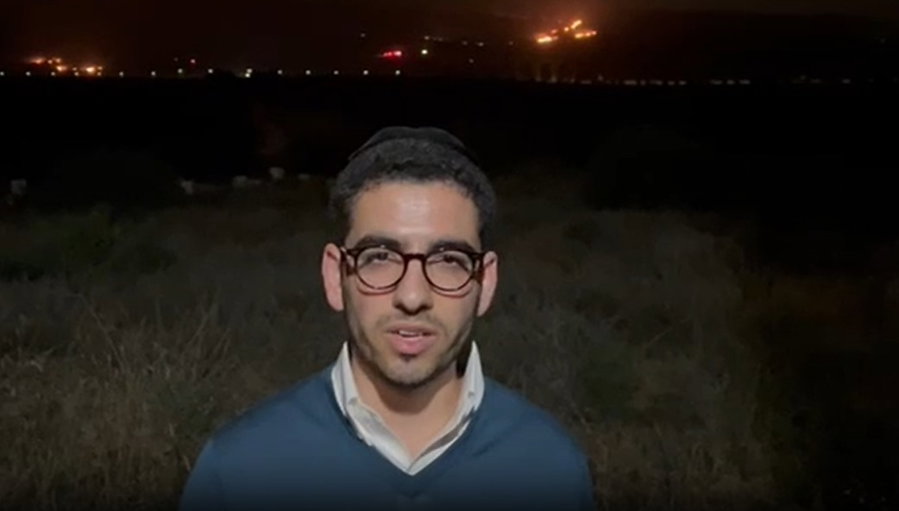 אש בוערת מאחור: כתב 'כיכר' מדווח מאזורי השריפות