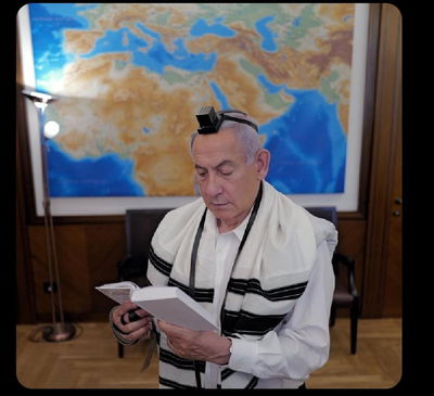 הנחת התפילין של נתניהו: באיזה סרטון הוא צפה עם הרב?