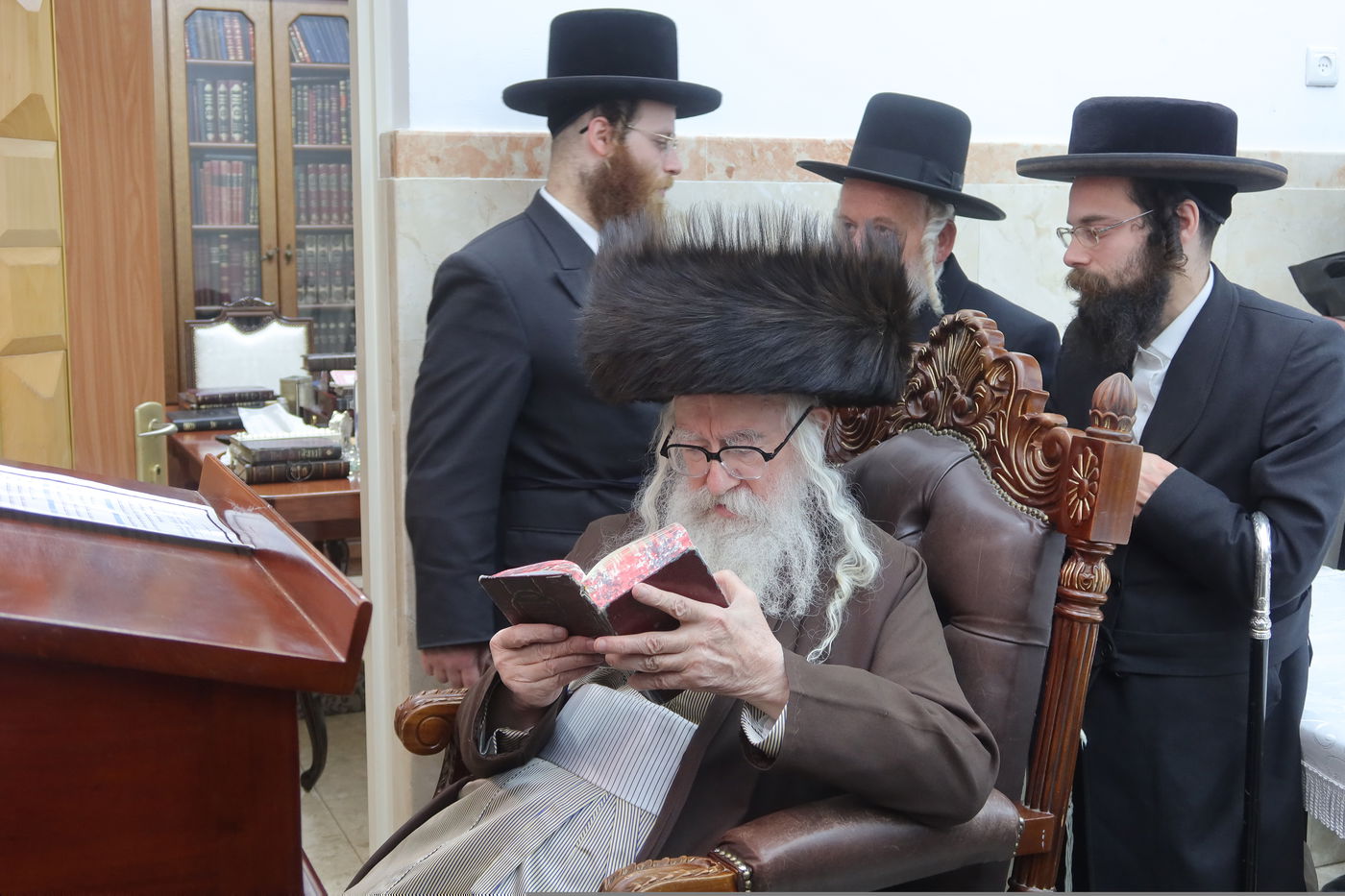 שמחת הברית בחצה"ק טשארנאביל - משכנות הרועים