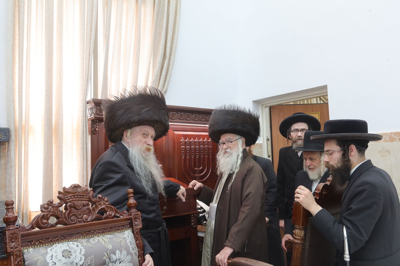 שמחת הברית בחצה"ק טשארנאביל - משכנות הרועים