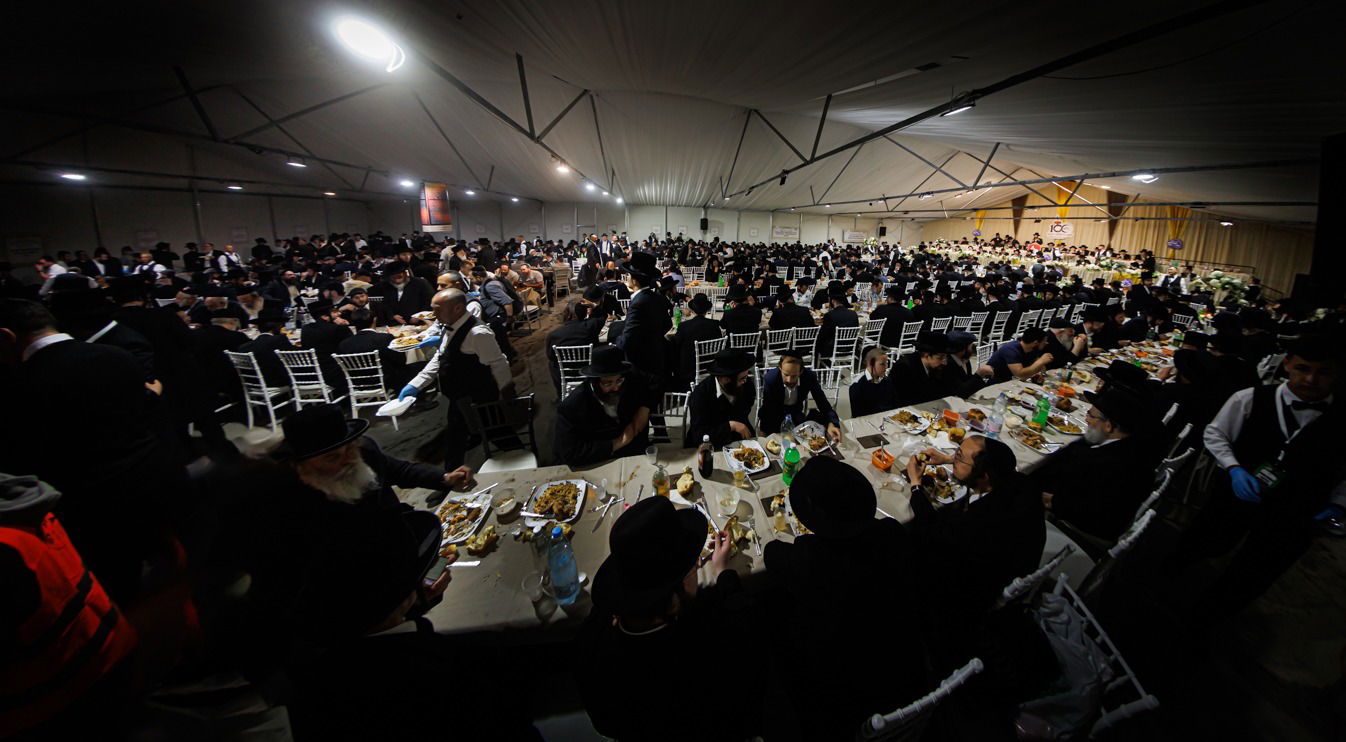 סעודת הילולא בקרעסטיר