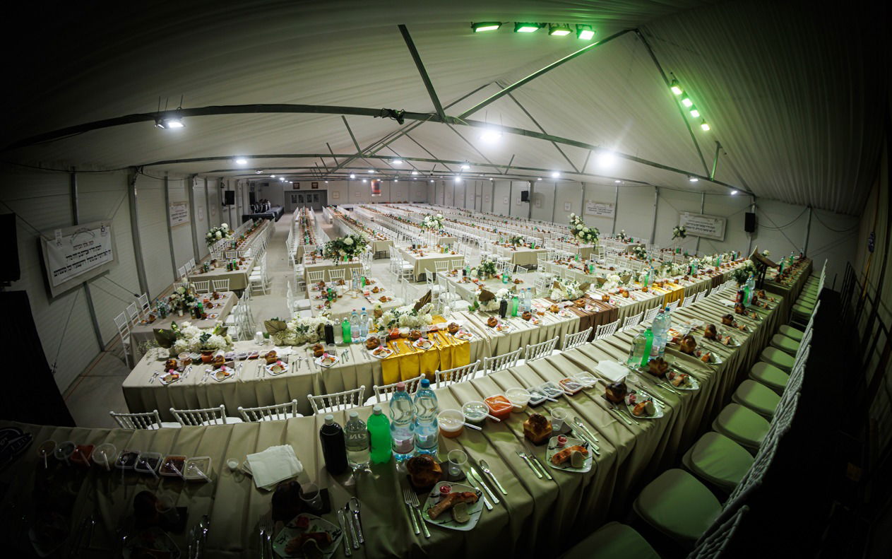 סעודת הילולא בקרעסטיר