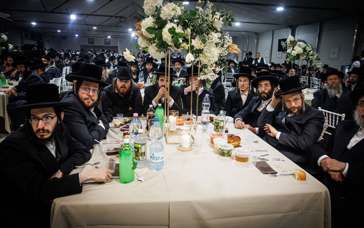 סעודת הילולא בקרעסטיר