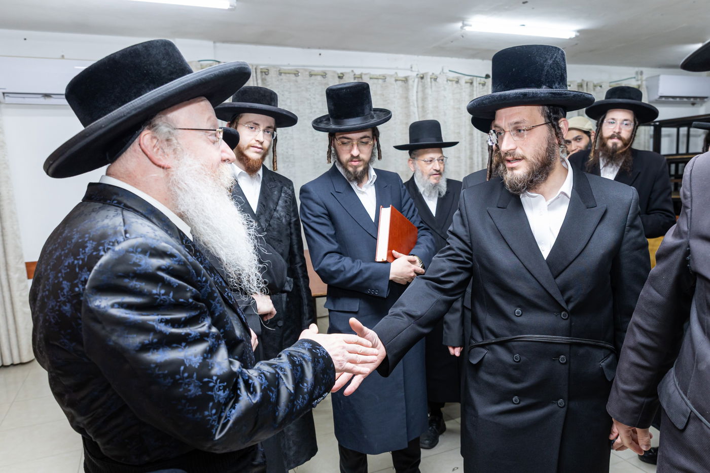 שמחת בית קרעטשניף קרית גת – קאמארנא